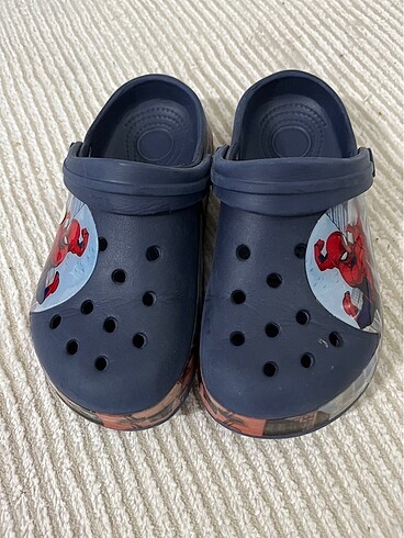 Crocs muadili terlik