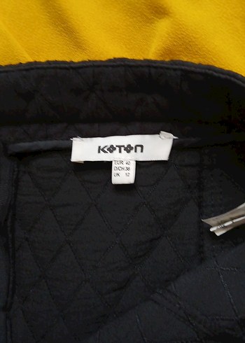 Sarı V Yakalı Uzun Kollu Bluz ve etek - Görsel 2