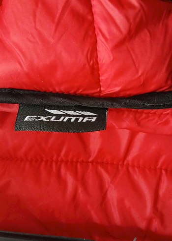 Kırmızı Kapüşonlu Fermuarlı  Mont - Görsel 3