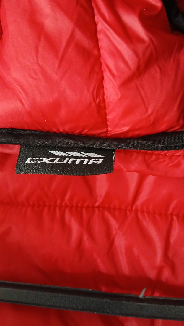 Kırmızı Kapüşonlu Fermuarlı  Mont - Görsel 3