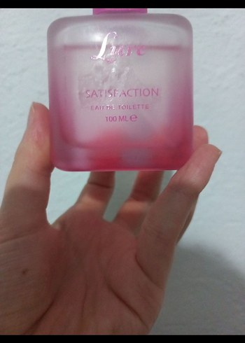 kadın parfüm - Görsel 2