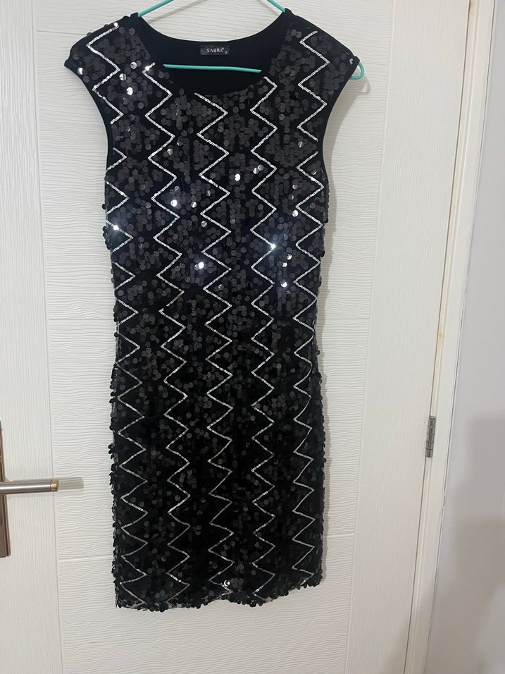 Siyah Payetli Yılan Desenli  sabra marka elbise - Görsel 4