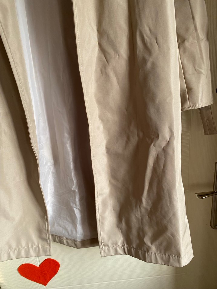 Bej Düğmeli Kadın Trençkot - Görsel 2