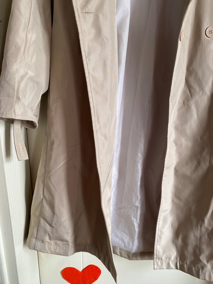 Bej Düğmeli Kadın Trençkot - Görsel 3