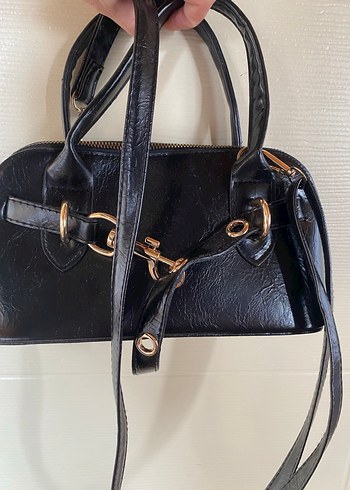 Klasik Siyah Deri Tokalı Kadın Çanta - Görsel 2