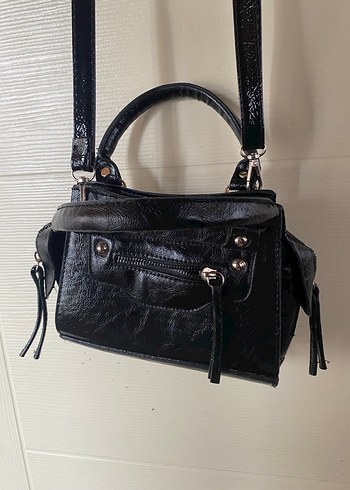 Siyah Deri Tokalı Kadın Çanta - Görsel 2