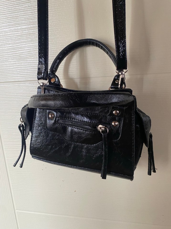 Siyah Deri Tokalı Kadın Çanta - Görsel 2