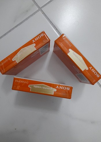  Beden 1 ADET SIFIR JELATİNİNDE SONY DVM60PR4 MİNİ DV KAMERA KASETi