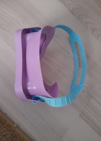 Küçük kız çocuğu için DİSNEY FROZEN DENİZ yada KAR GÖZLÜĞÜ - Görsel 5