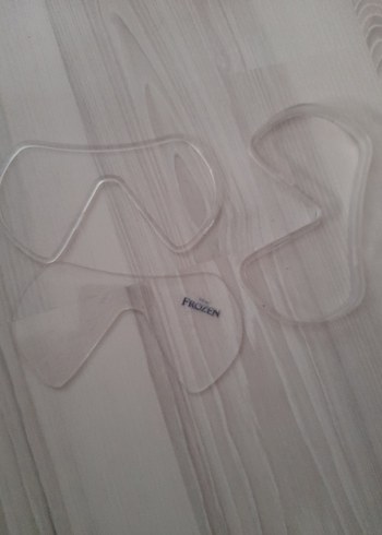 Küçük kız çocuğu için DİSNEY FROZEN DENİZ yada KAR GÖZLÜĞÜ - Görsel 8