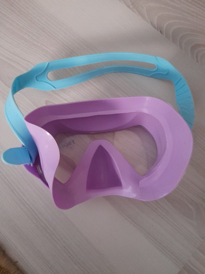 Küçük kız çocuğu için DİSNEY FROZEN DENİZ yada KAR GÖZLÜĞÜ - Görsel 3