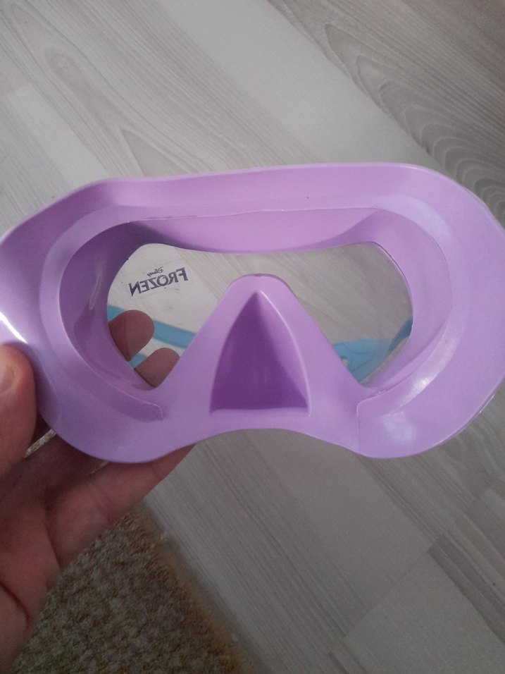 Küçük kız çocuğu için DİSNEY FROZEN DENİZ yada KAR GÖZLÜĞÜ - Görsel 4