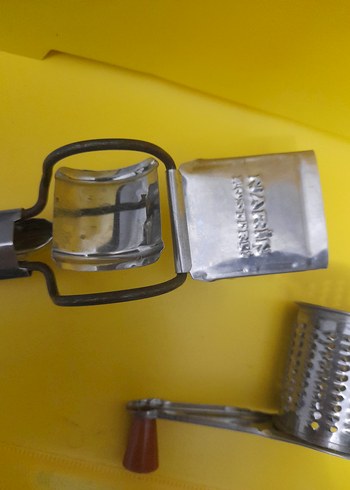 NARİN ROSTFREİ Çelik Mutfak Peynir Rende Öğütücü - Görsel 3