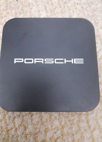 Çift USB bağlantı noktasına sahip 10W kablosuz şarj pedi - Görsel 3