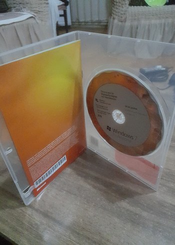 Microsoft Orj.WİNDOWS 7 PROFESSİONAL 64 BiT DVD.DVD resimlerdeki gibidir.