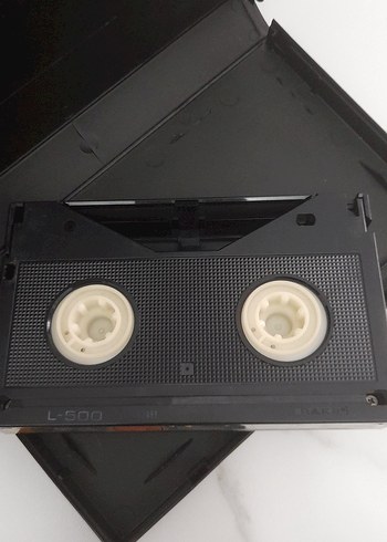 RETRO "iNTiMATE RELA TiONS" [SKANDAL KIZLARI] BETAMAX KASETİ.. - Görsel 5