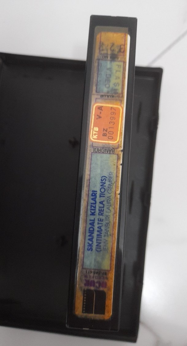 RETRO "iNTiMATE RELA TiONS" [SKANDAL KIZLARI] BETAMAX KASETİ.. - Görsel 4