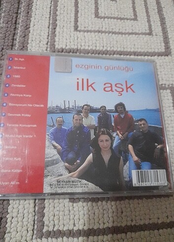ORİJİNAL EZGİNİN GÜNLÜĞÜ İLK AŞK ALBÜMÜ MÜZİK CDSİ..Cd denenmişt