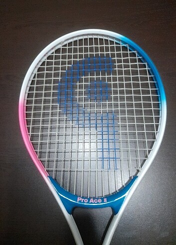 PRO ACE 2 TENİS RAKETİ..Raket resimdeki gibidir tutma yerinde aş - Görsel 2