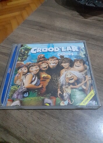 VCD ORİJİNAL CROOD'LAR [THE CROODS] ÇİZGİ FİLM,ANİMASYON FİLMİ.