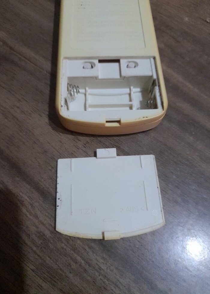 2.EL RETRO KLİMA KUMANDASI..Googleda arattım bu şekilde çıktı..H - Görsel 3