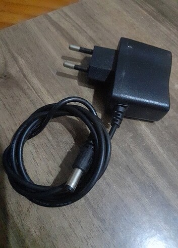 GOLD ROYAL MODEL GR-12-1A MODEL ADAPTÖR..12V 1A uydu cihazı rece