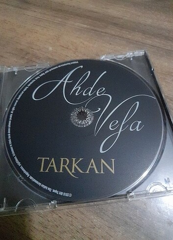  Beden TARKAN AHDE VEFA ALBÜMÜ MÜZİK CD'Sİ..2.El çok temiz kullanılmışt