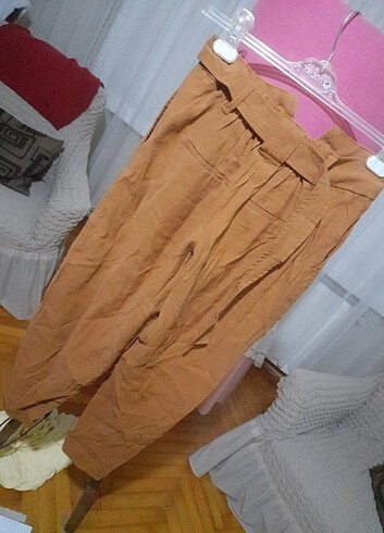 Bershka BERSHKA XS BEDEN KETEN KADIN PANTOLONU..MADE İN VİETNAM..2.EL TA