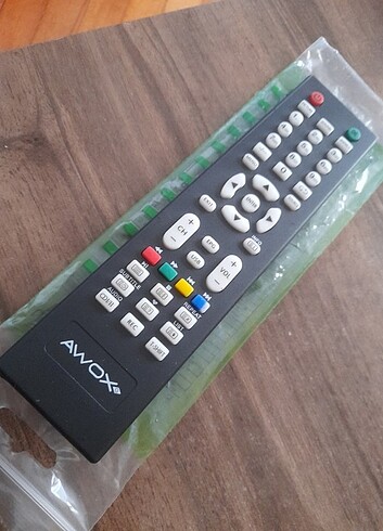AWOX Uydu alıcısı receiver veya TV için uzaktan kumanda..Hangi m
