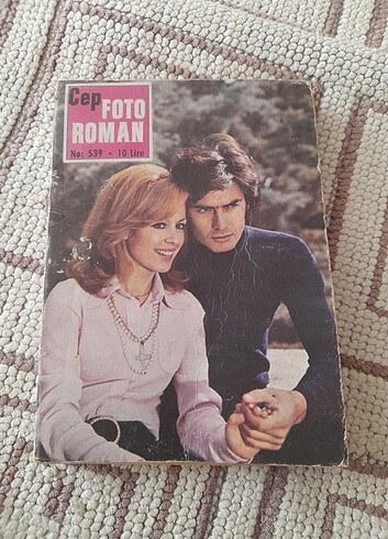 Antika CEP FOTOROMAN TESADÜFEN SEÇİLMİŞ BİRİ..7 Mayıs 1979 basım