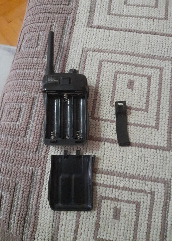 TECHNOVA Marka mini el telsizi..Elimdeki pillerle denedim sıkınt - Görsel 4