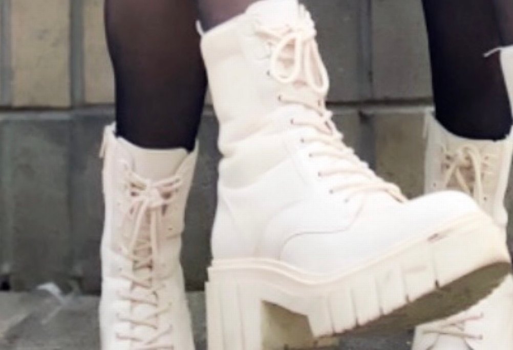 Beyaz Bağcıklı Platform Kadın Bot - Görsel 2