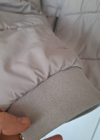 Bej Kapüşonlu Erkek Mont - Görsel 4