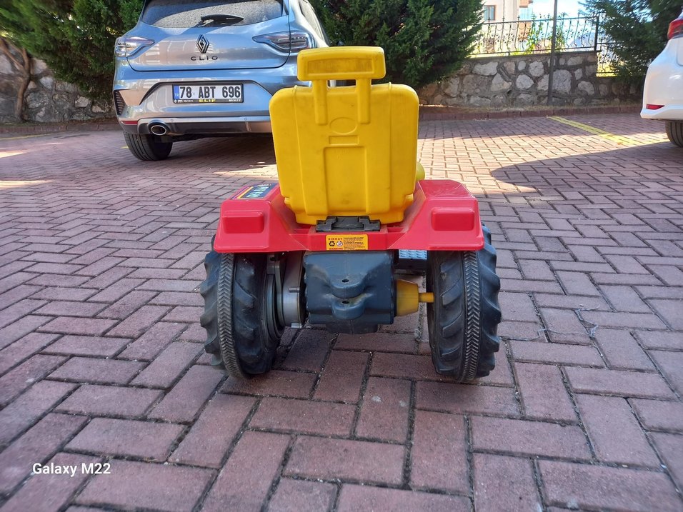 cocuk akülü traktör - Görsel 3