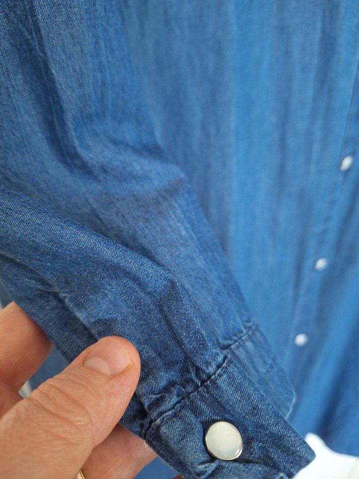 Kadın Uzun Denim Ceket Kapüşonlu Düğmeli - Görsel 3