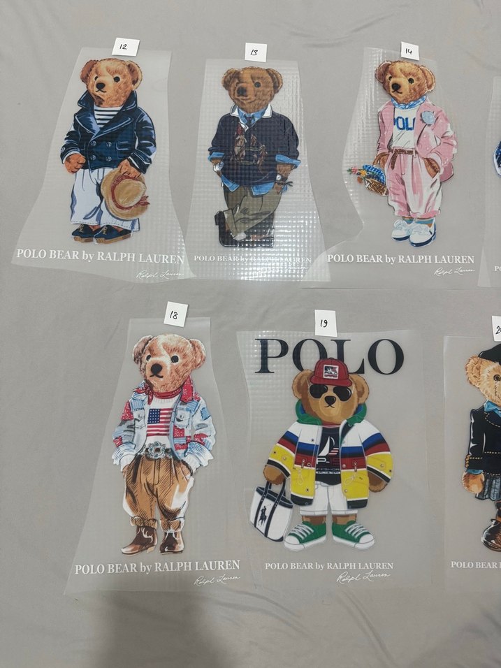 Beyaz yazılı.1 adet 30 TL..en az 4 adet sipariş yapıyor alıyorum - Görsel 2