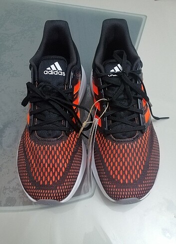 Adidas ayakkabı