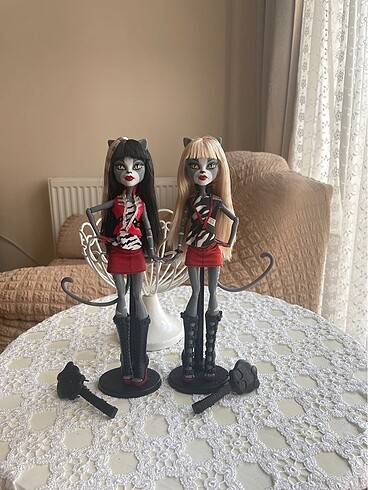 Monster high REZERVE