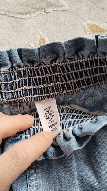 9 Yaş Beden H&m kiz cocuk kot sort