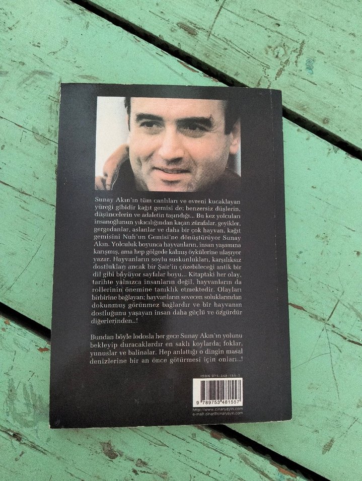 İstanbul'da Bir Zürafa - Sunay Akın - Görsel 2