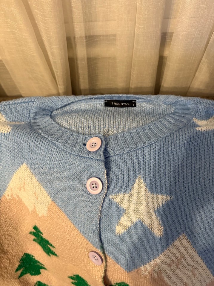 Bir hırka bir kazak birlikte satışta - Görsel 3