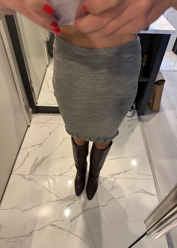 Gri triko etek - Görsel 4