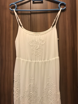 s Beden Bershka beyaz maxi elbise