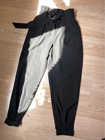 Bershka 34 beden siyah havuç paça yüksek bel pantolon