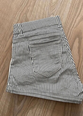 xs Beden çeşitli Renk H&M xs lacivert beyaz çizgili şort