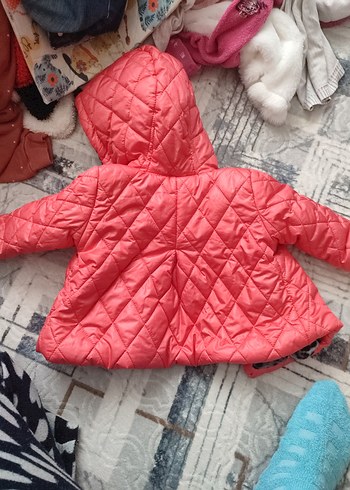 Düğmeli Kapüşonlu Kız Çocuk Mont - Görsel 2