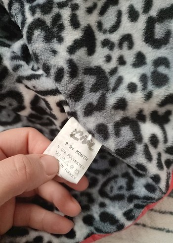 Düğmeli Kapüşonlu Kız Çocuk Mont - Görsel 4