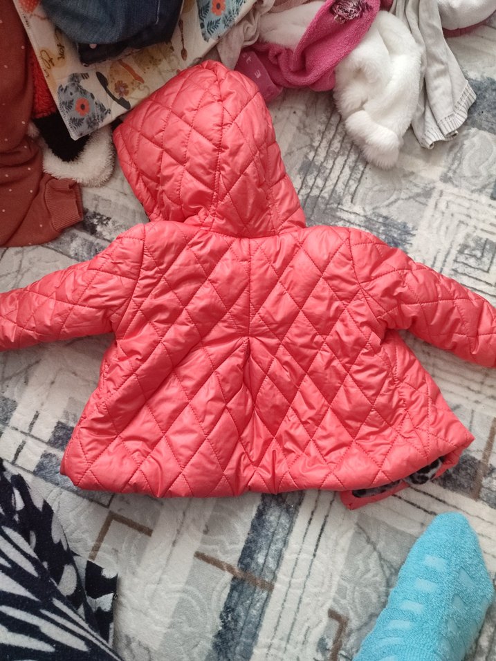 Düğmeli Kapüşonlu Kız Çocuk Mont - Görsel 2