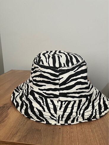  Beden Zebra desenli şapka