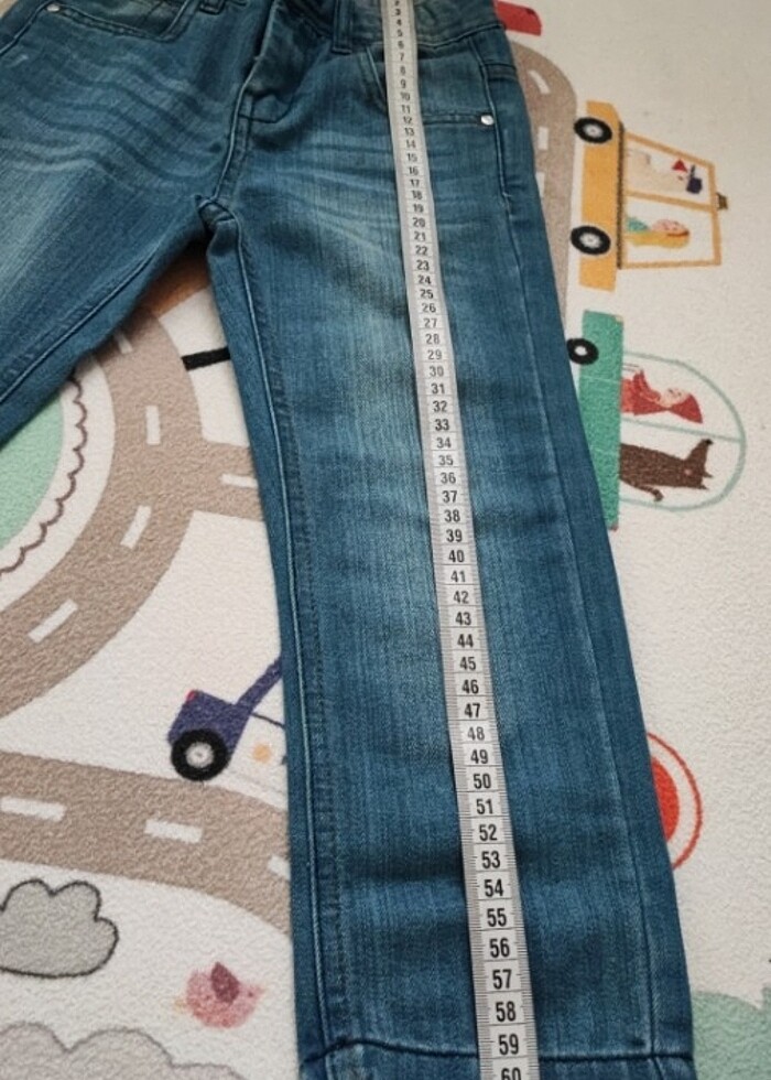 Erkek çocuk 4-5 yaş kot pantolon  - Görsel 2